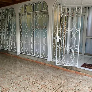  Appartement Avec Parking A Proximite De L'aeroport Guadeloupe