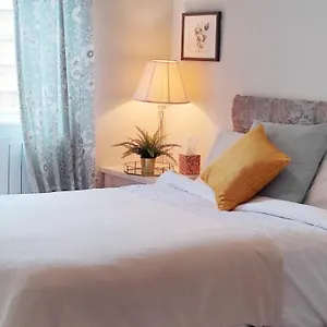  Appartement Butterfly - Entire Within 5km Of Irlande