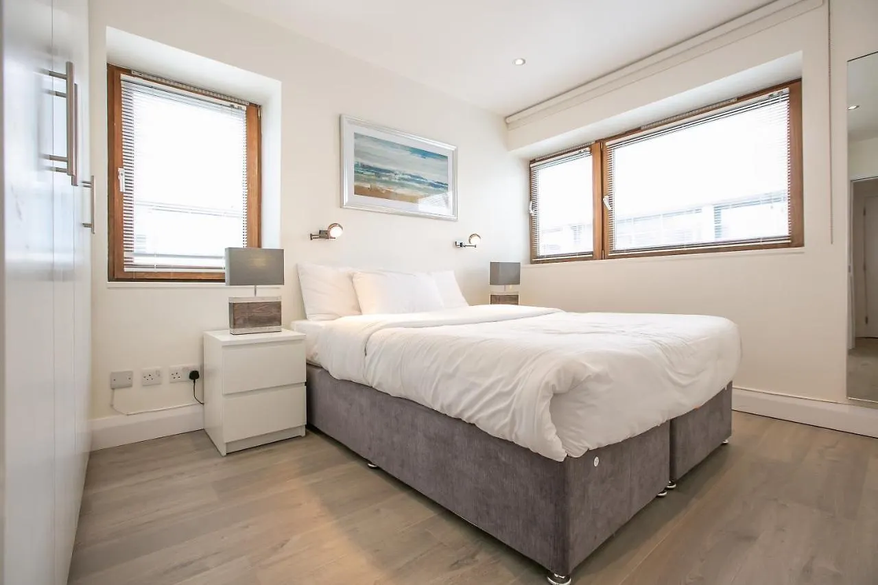 Ifsc Townhouse Apartments Dublin